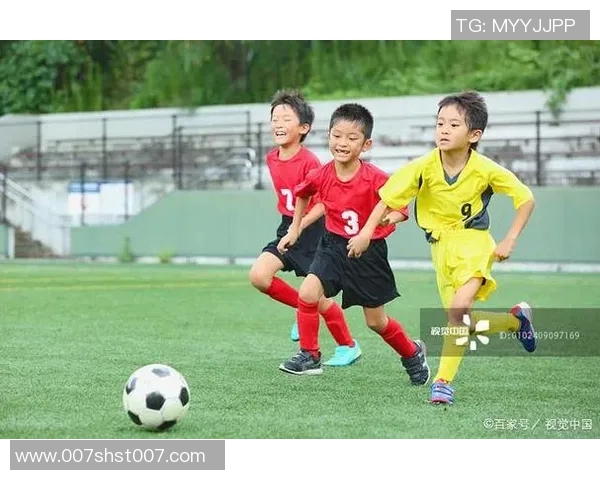 武汉足球队耐力提升之路探索与挑战分析