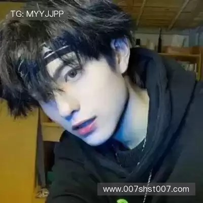 束婉义